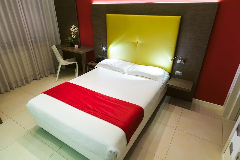 Hotel Calaluna Musile di Piave Стая снимка